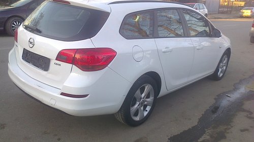 Piese pentru Opel Astra J