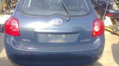 Piese pentru Toyota Auris