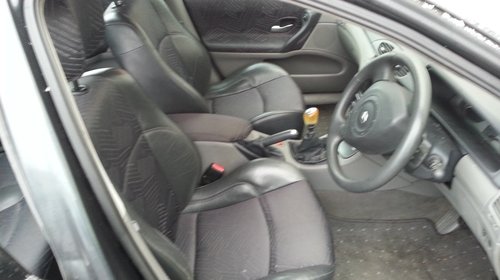 Piese Renault Laguna 2 din dezmembrari