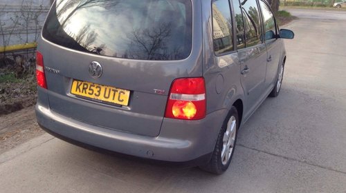 Piese Volkswagen Touran 2004 2.0 TDI AZV