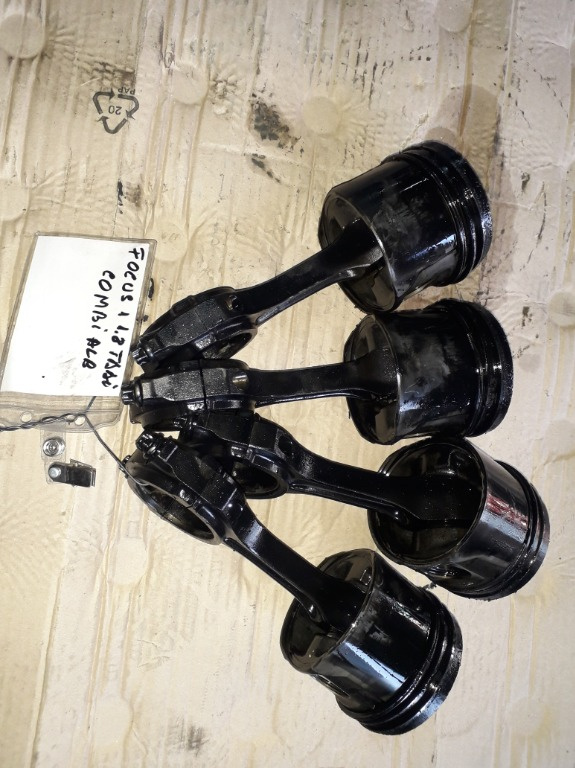 Piston Ford Focus 1, 1.8 TDDI C9DB 90CP 