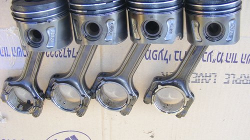 Piston Opel Astra J