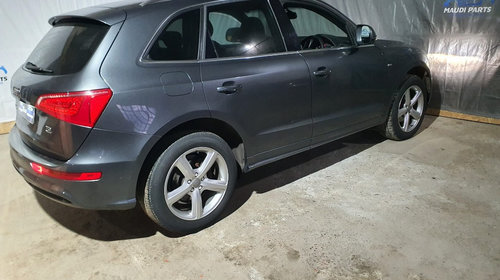 Plafon interior Audi Q5 2011 SUV 2.0TDI