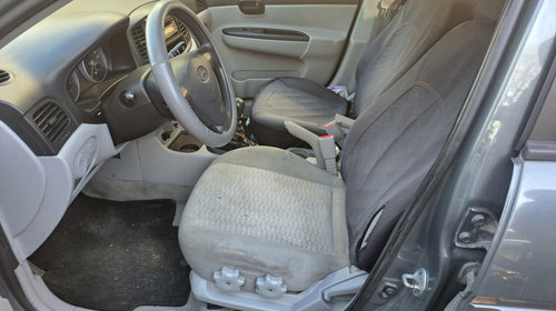 Plafon interior Hyundai Accent 2008 sedan 1.5 CRDI D4FA