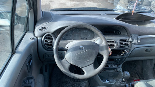 Plafon interior Renault Scenic 2003 limuzina multipla 1,9 dci