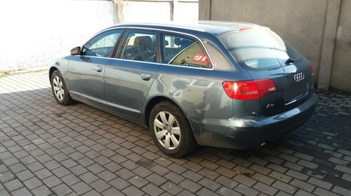 Plafoniera Audi A6 4F C6 2005 Avant/ Estate 3.0 TDI V6 165 kW Quattro