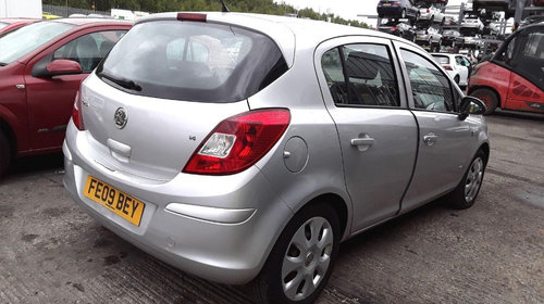 Plafoniera Opel Corsa D 2009 Hatchback 1.4 i