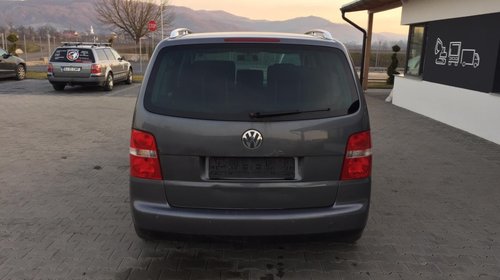 Plafoniera Volkswagen Touran 2005 MPV 2.0 TDI