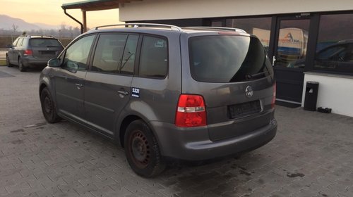 Plafoniera Volkswagen Touran 2005 MPV 2.0 TDI