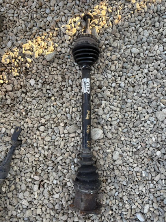 PLANETARA FATA DREAPTA AUDI A4 B6 1.9 DIESEL COD. 