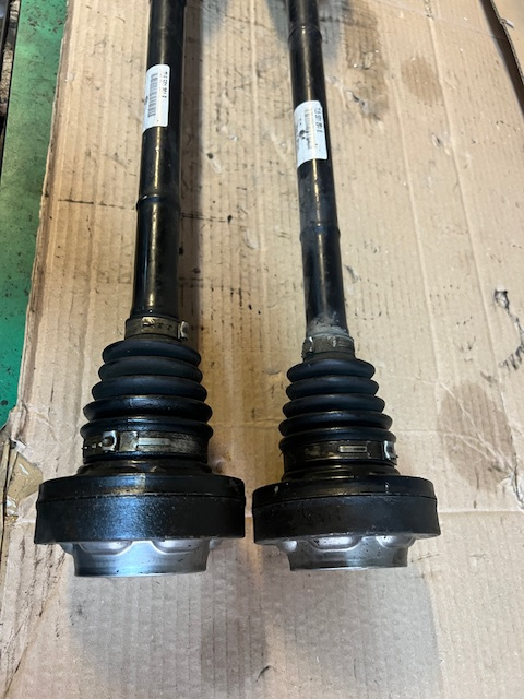 Planetara spate dreapta 7L6 501 201 B 7L