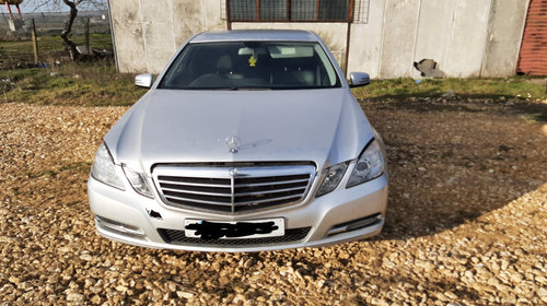 Planetara spate dreapta Mercedes-Benz E-Class