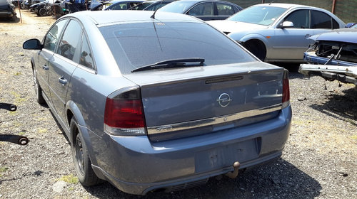 Planetara stanga Opel Vectra C 2002 hatchback 2.2dti