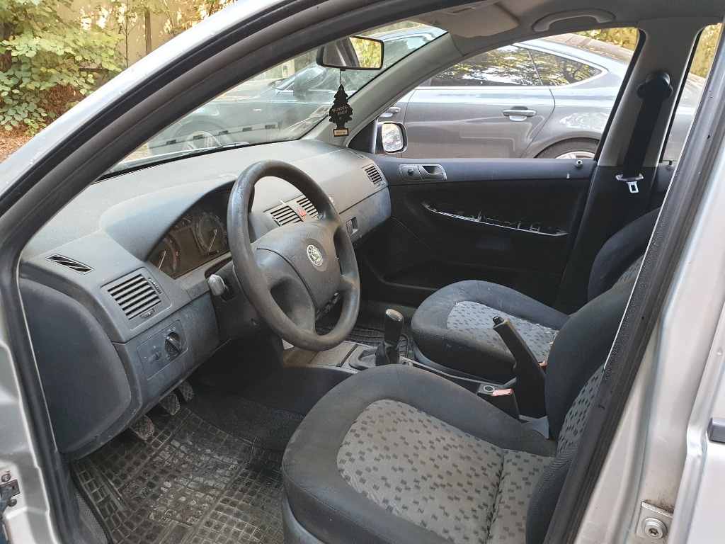 Planetara stanga Skoda Fabia 2003 Berlina 1.2 HTP - imagine 6