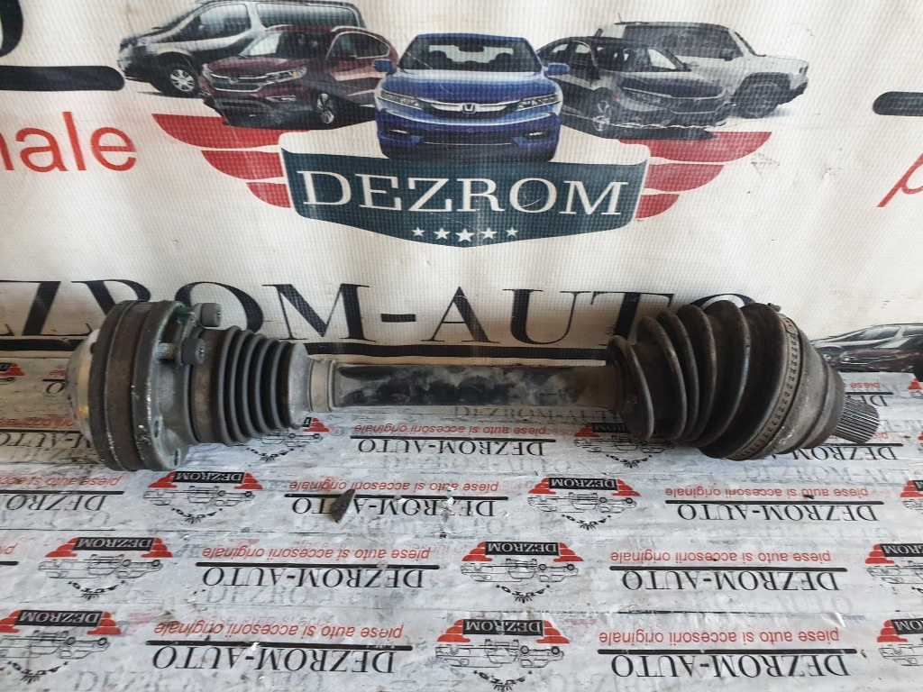 Planetara stanga VW Passat B6 Variant 1.4 TSI cod 