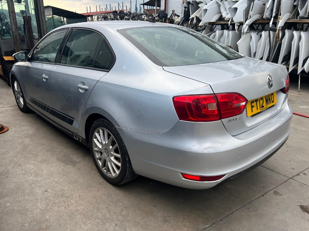 Planetara VW JETTA 2012 motor 1.6 TDI CO