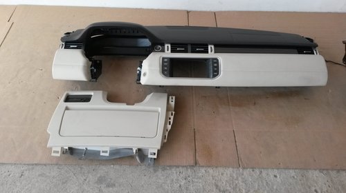 Plansa Bord Airbag Genunghi Torpedou Range Rover Evoque 2011 - 2014 ALB