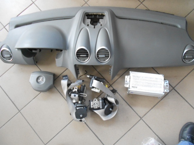 PLANSA BORD / Airbag ML II, W 164 GRI 2006 2007 2008