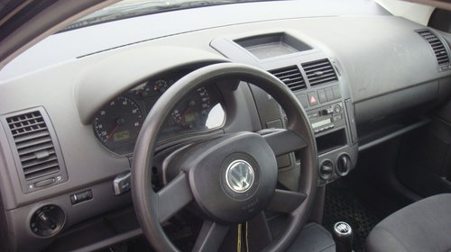 Plansa bord + airbaguri VW Polo 9n 2003