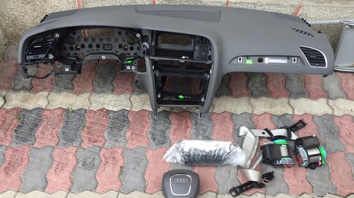 Plansa Bord Audi S4 A4 B8 Gri 8K0 cu Airbaguri Kit Airbag