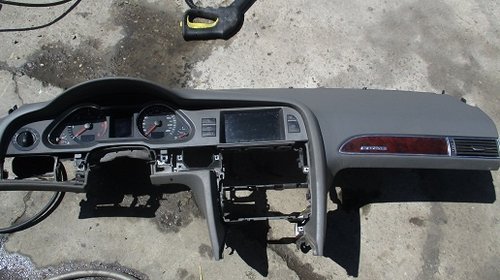 Plansa bord completa Audi A6 2006