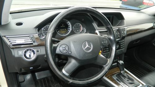 Plansa bord completa + centuri Mercedes E-CLA