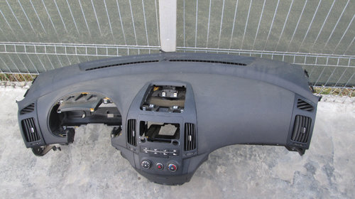 Plansa bord cu airbag hyundai i30 an 2007-201