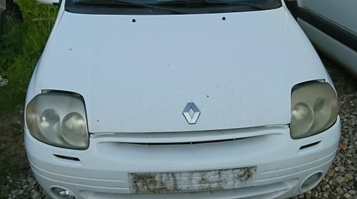 Plansa bord cu airbag pasager Renault Clio Symbol an 2001