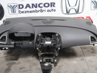 PLANSA BORD CU AIRBAG VOLAN SI PASAGER OPEL ASTRA J AN 2011