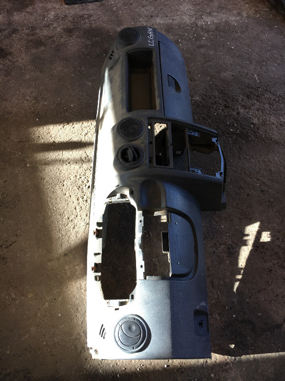 Plansa bord dacia logan 1 1.4 mpi 2004 - 2007