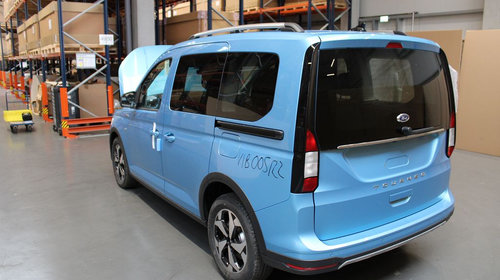 Plansa bord Ford Tourneo Connect 2023 pe platforma VW Caddy 2.0