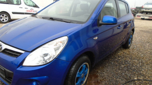 Plansa bord Hyundai i20 2009 Hatchback 1.4