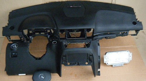 PLANSA BORD KIT AIRBAG MERCEDES ML 166 2011 2016 DIFERITE CULORI