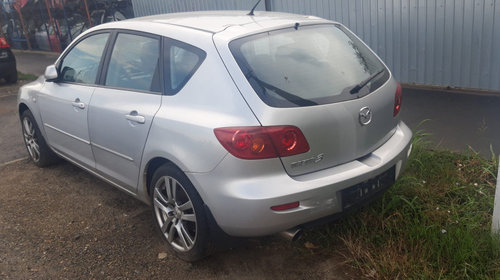 Plansa bord Mazda 3 2006 hatchback 1,6