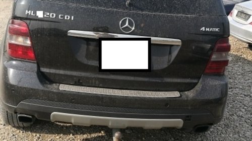 Plansa bord Mercedes M-CLASS W164 2008 jeep ML320 CDI