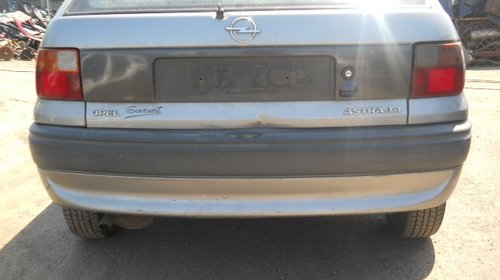 Plansa bord Opel Astra F 1993 4 USI 1,4