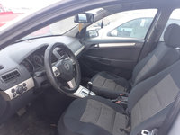 Plansa bord Opel Astra H Combi 2009 1.9CDTI Z19DT 88KW