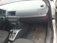 Plansa bord Opel Astra H