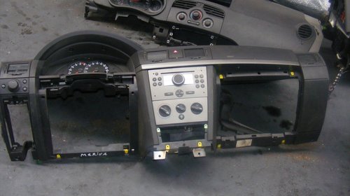 Plansa bord Opel Meriva cu kit airbag, an de fabricatie 2006