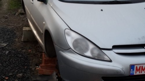 Plansa bord Peugeot 307 2004 Hatchback 1.6i