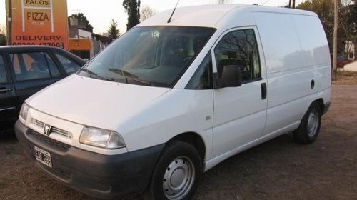 Plansa bord peugeot expert 1.9 td 2002