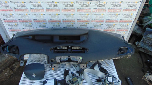 Plansa Bord Renault scenic an 2009-2016 airbag sofer pasager centuri fata modul airbag-uri dezmembrez