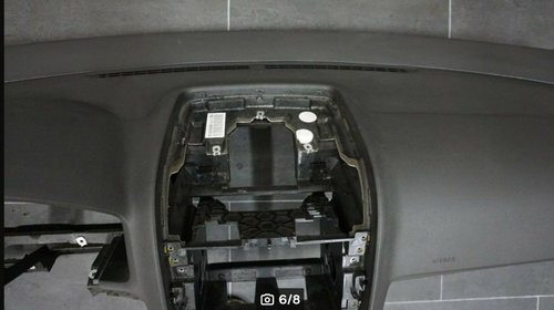 Plansa Bord Volkswagen Golf 5 cu airbag Originala