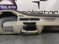 Plansa bord Volvo v70 III 30643307