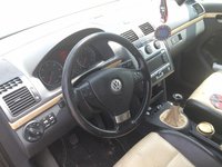 Plansa bord VW Touran an 2008