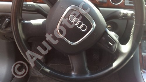 Plansa de bord Audi A8 model 2004-2008