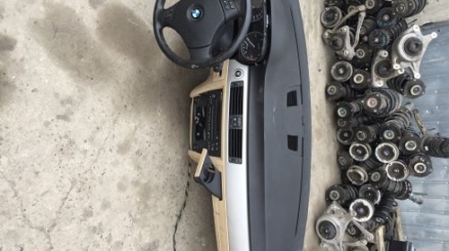 Plansa de bord bmw seria 3 e90,e91,e92,fara n