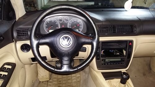 Plansa de bord completa,cotiera, crem/beige VW Passat B5.5 sedan 2001-2004