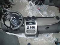 Plansa de bord cu airbag pasager si airbag volan Dacia Sandero din 2011 volan pe stanga