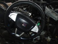 Plansa de bord cu airbag pasager si airbag volan Seat Ibiza din 2010 volan pe stanga